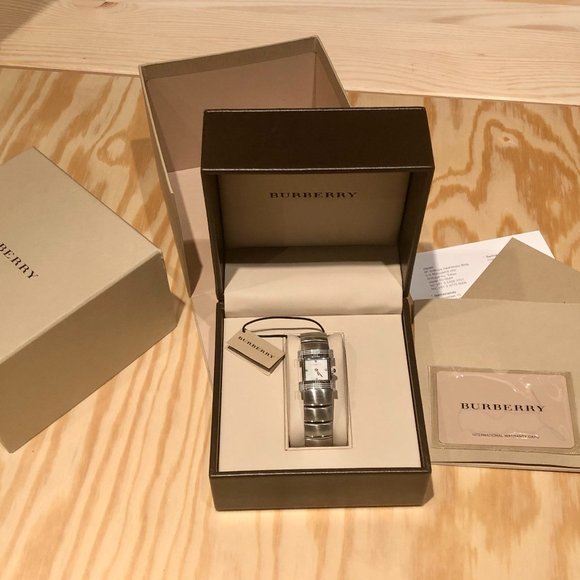Burberry Watch - Picture 1 of 3